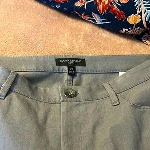 10P Sloan Banana Republic short pants